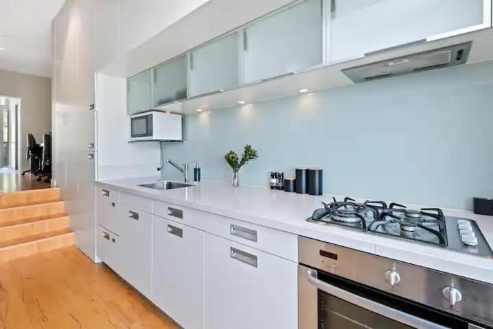 Luxury Lake View - 1 Bedroom Queenstown Exterior foto